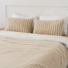 Cremefarbenes Schlafzimmer-Set Bunny – 2 Kissen + Tagesdecke.